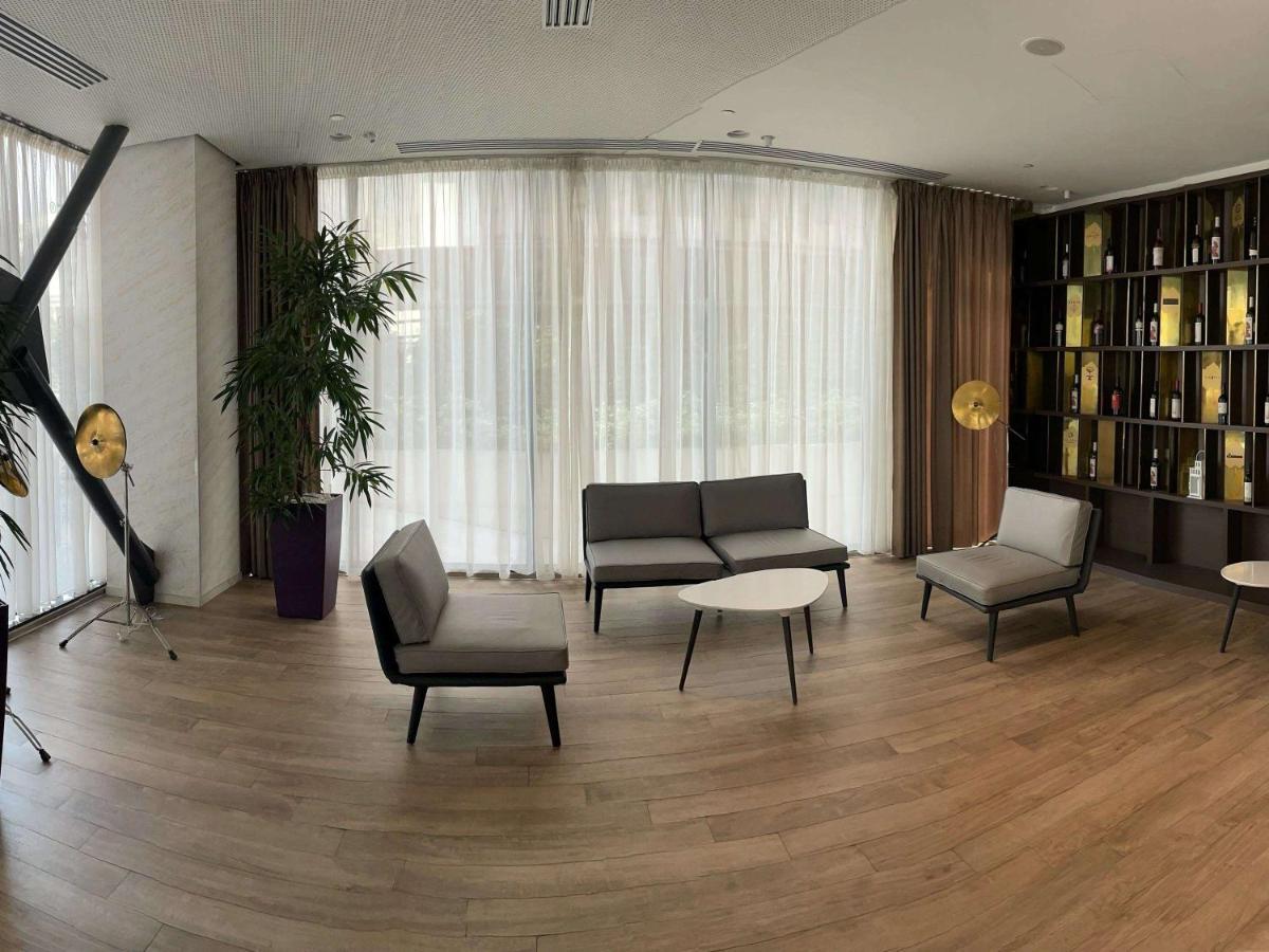 Mercure Bucharest City Center Esterno foto