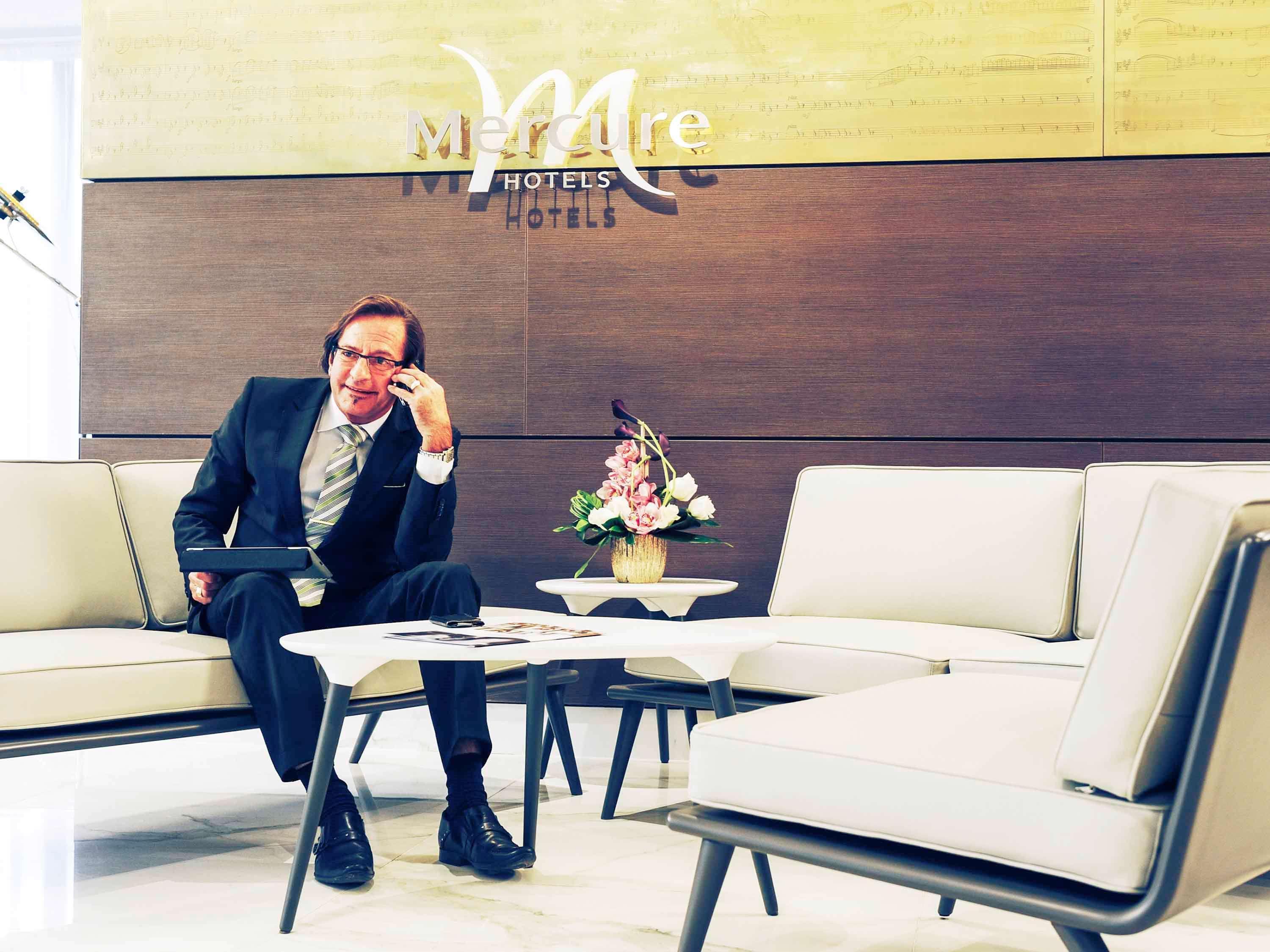 Mercure Bucharest City Center Esterno foto