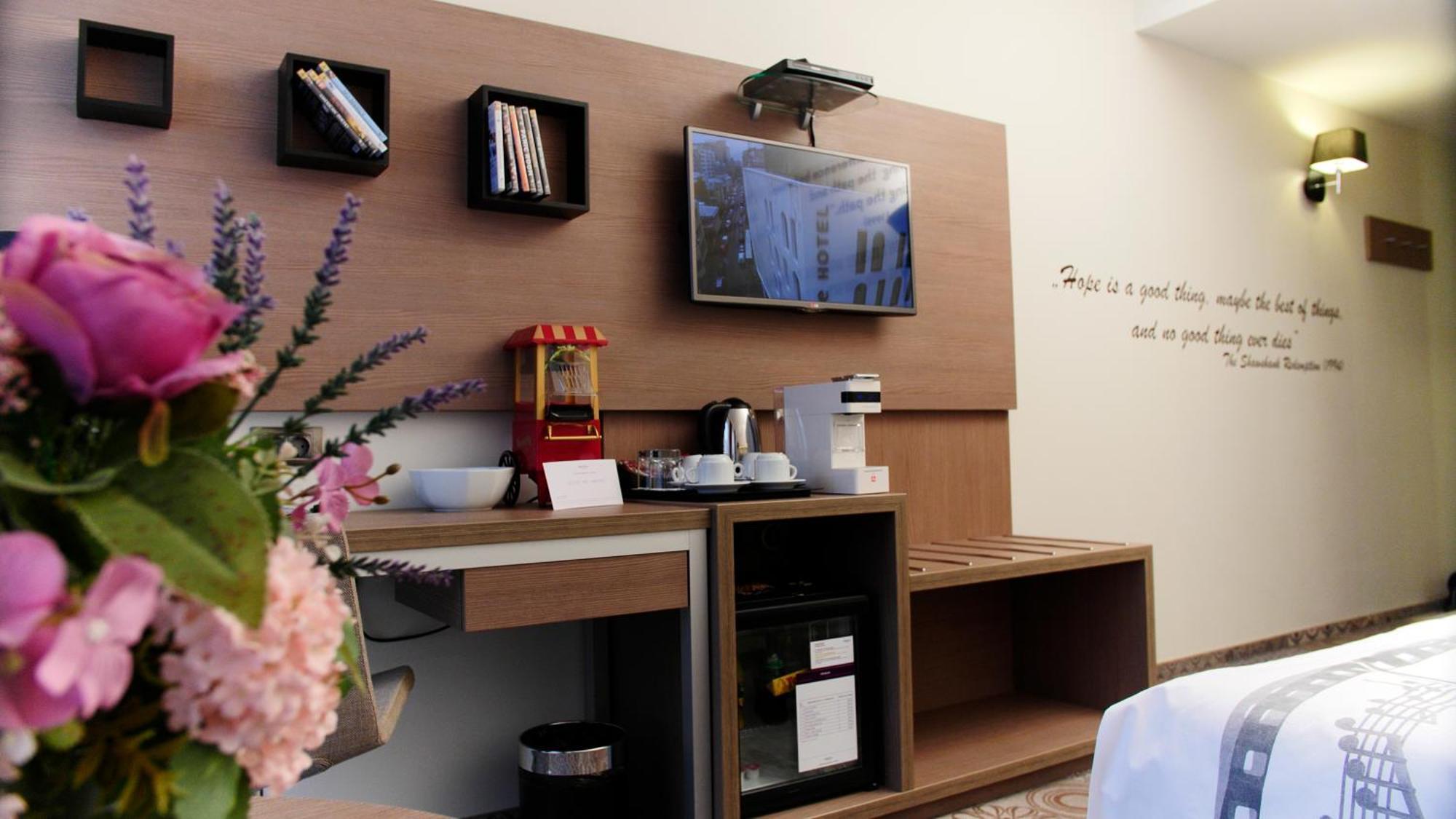 Mercure Bucharest City Center Esterno foto