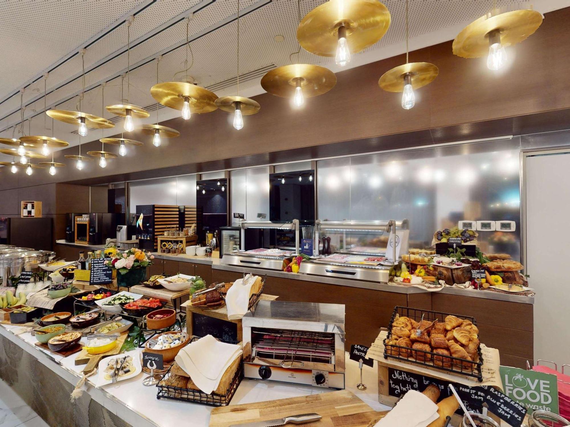 Mercure Bucharest City Center Esterno foto
