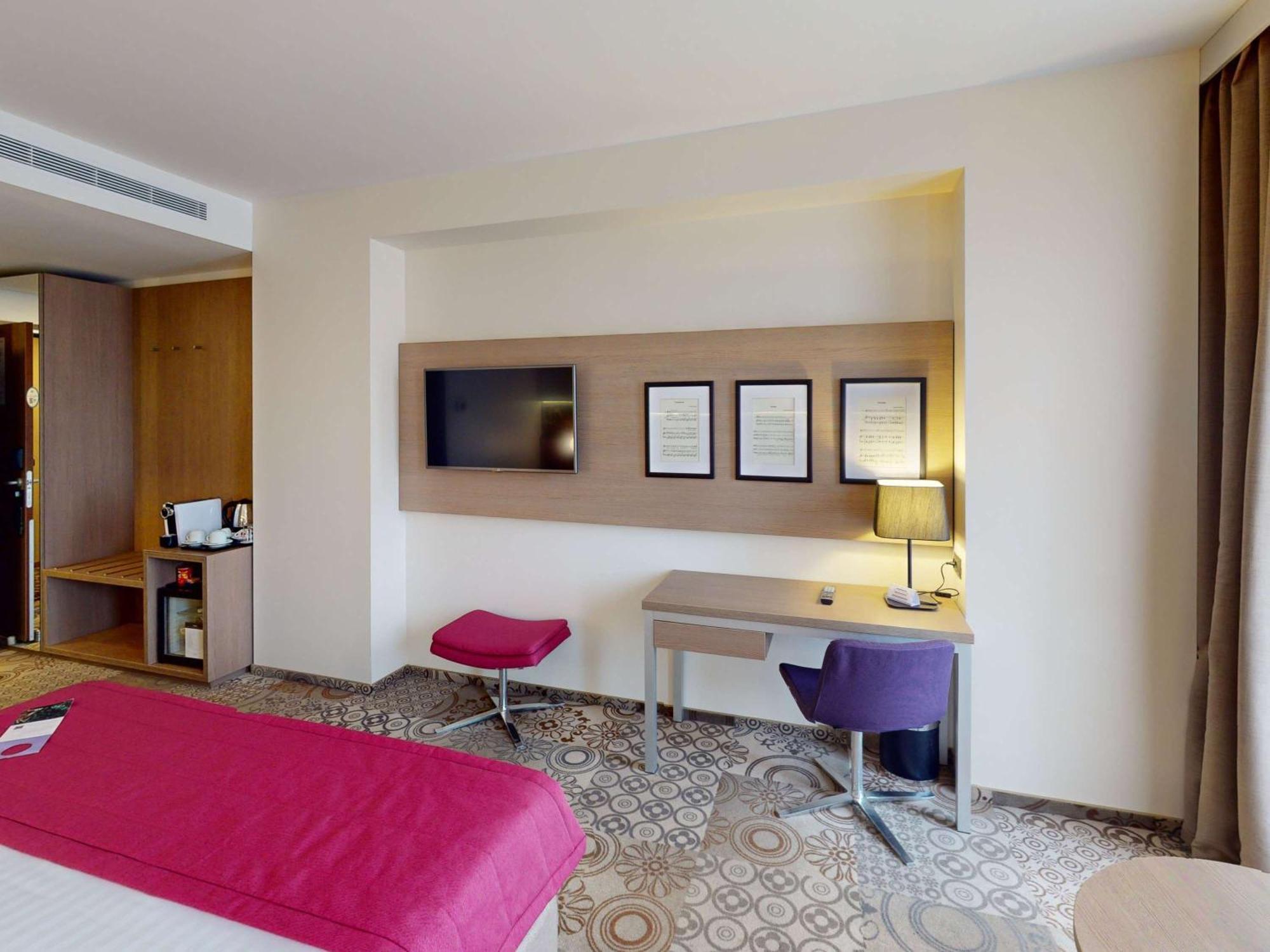 Mercure Bucharest City Center Esterno foto
